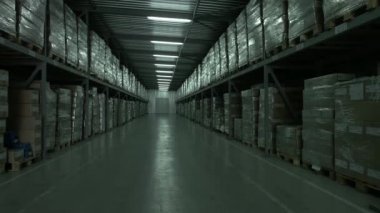 Üretim depo endüstriyel bir tesisi