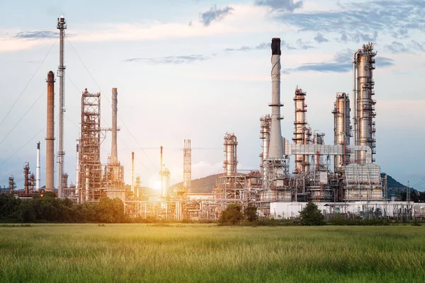 Sabah Petrokimya tesisi, petrol rafineri fabrika petrol.