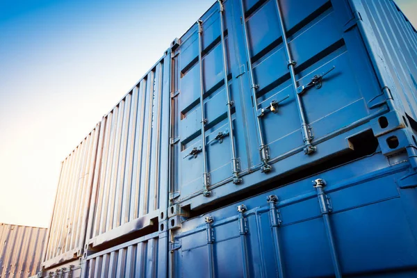 Przemysłowa stocznia kontenerowa dla Logistic Import Eksport działalności — Zdjęcie stockowe