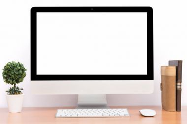 Office monitör bilgisayar, ahşap masa üzerinde fare