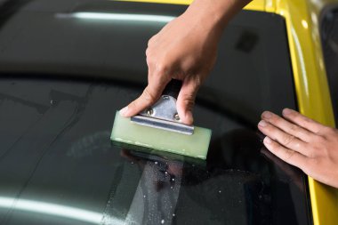 Ön cam koruma film yükleme serisi: ön cam koruma film yükleme