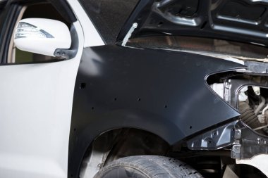 Otomatik vücut onarım serisi: araba fender değiştirme