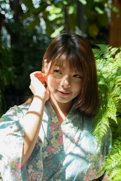 Lifestyle Series Asian Woman Yukata Casual Summer Kimono — Stock Photo, Image