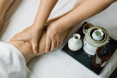 Aromaterapi Masaj serisi: bacak Masaj