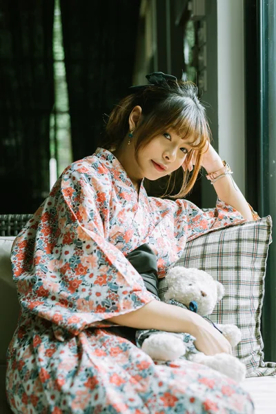 Lifestyle Series Asian Woman Yukata Casual Summer Kimono Coffee Shop — Stock Photo, Image