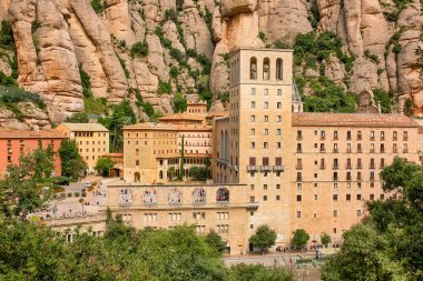 İspanya Katalonya 'daki Monserrat Doğal Parkı' ndaki Montserrat Manastırı 'na bakın.