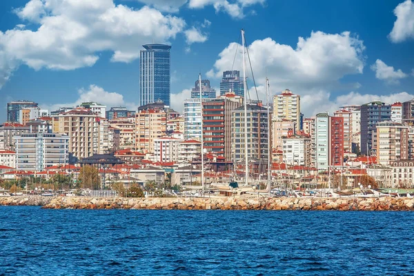 Istanbul Turkey October 9Th 2019 Genuine Architecture Banks Bosphorus Popular — 图库照片