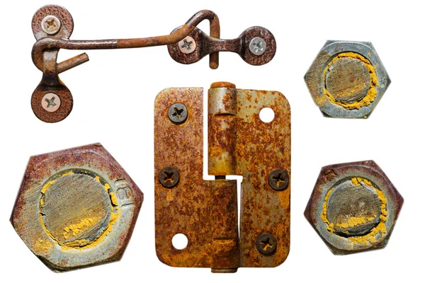 Eski paslı fındık, döngü, beyaz arka plan üzerinde izole kanca