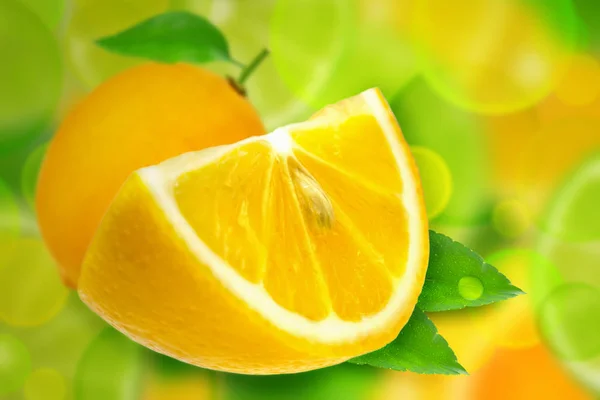 Fruto de limão com folhas — Fotografia de Stock
