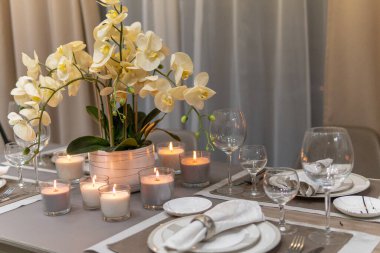 Modern bir sanat ve çatı katı dairesi.