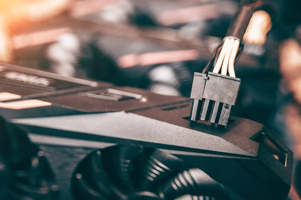 8 pin kablo tel için oyun ve incelemesi bilgisayar için ideal olan güçlü grafik kartı