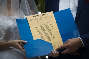 Yahudi düğün, sözleşme, yakın çekim