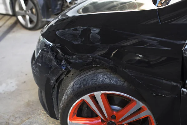 Auto body repair series : Black car scratch — Stock Photo, Image