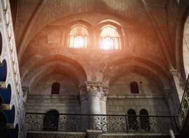 Tanrı aşkına, Jerusalem kıyamet Tapınağı