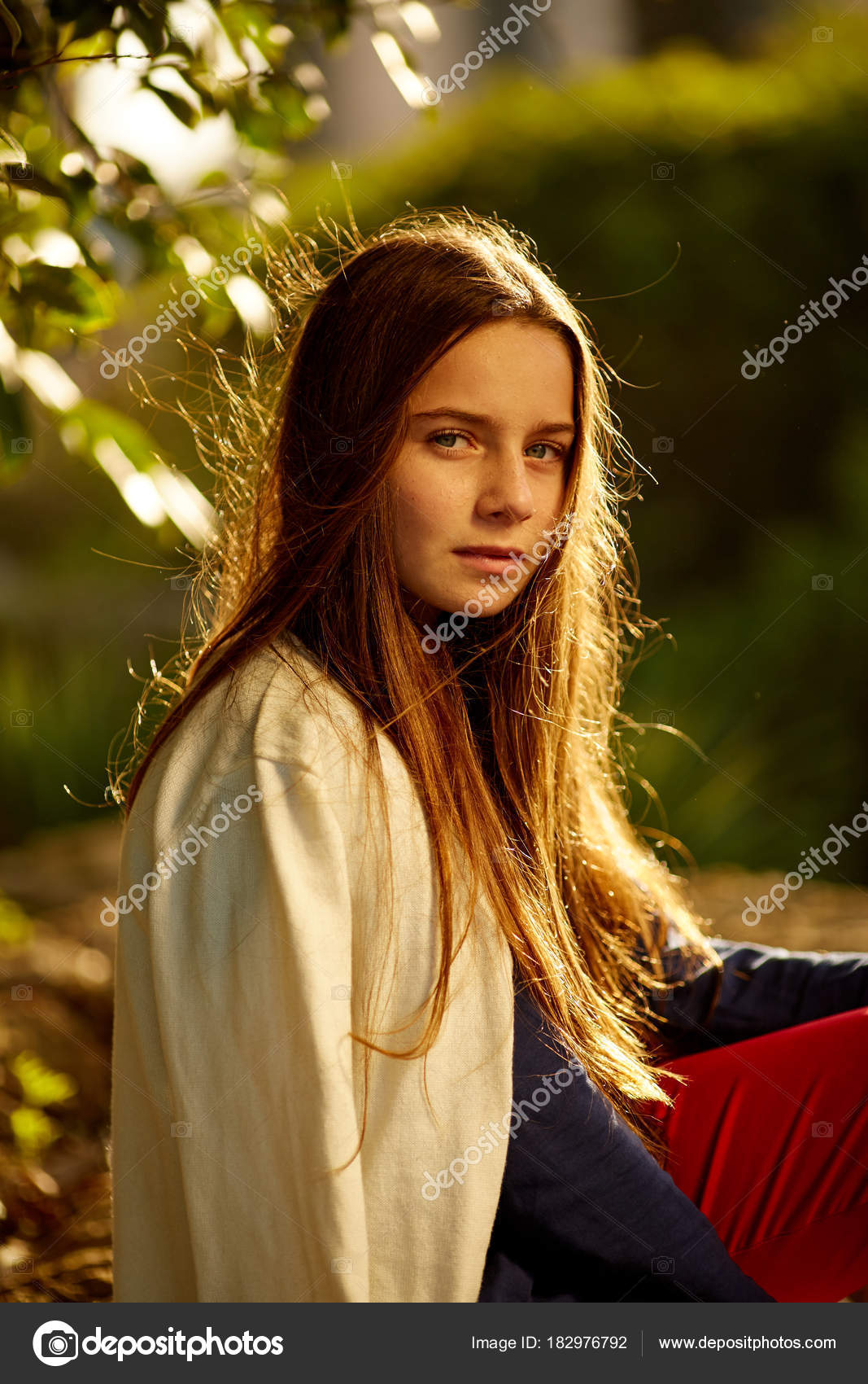 Pretty 12 Year Old Models Redhead 12 Years Old Girl Sitting On A