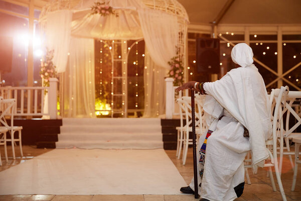 Вырезанный свадебный хупа
