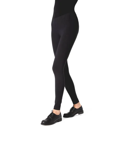 La mujer lleva leggings en blanco negro maqueta, aislado, camino de recorte. Plantilla de mujeres en claro leggins. Presentación de diseño de pantalones de tela. Pantalones deportivos elongan las medias modelo vistiendo. Patas delgadas en ropa . — Foto de Stock