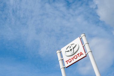 Vologda, Rusya 7 Haziran 2017 Toyota Toyota logo otomotiv teknolojisi Rusya'da