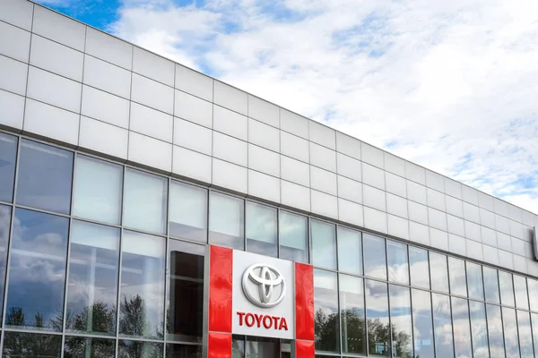 Wołogda Rosja Czerwca 2017 Toyota Oficjalnych Dealerów Pokaż Pokój Czerwca — Zdjęcie stockowe