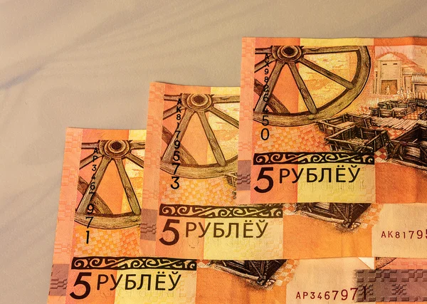 Partes del dibujo en los billetes de cinco rublos — Foto de Stock