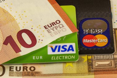 Visa ve Master Card ve parçaları euro ba parçası banka kartları