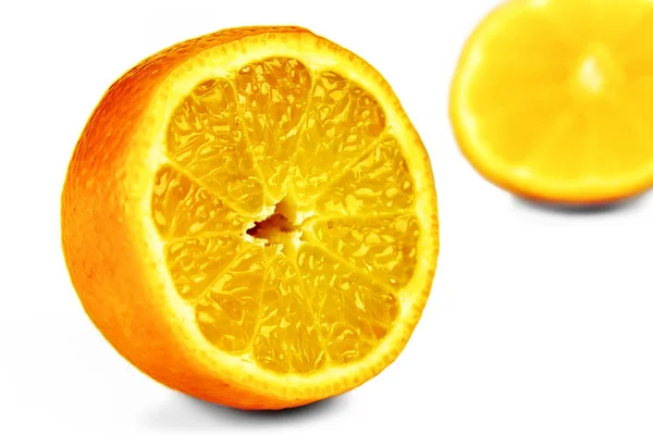 Eine Nahaufnahme der geschnittenen Mandarine auf dem Photon des zweiten Diffs — Stockfoto