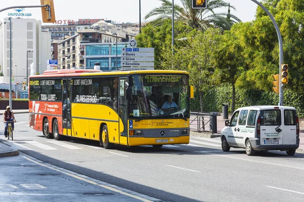 Autobús regular de la empresa española de transporte PUJOL (Lloret de Ma — Foto de Stock