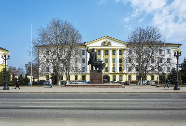 Lenin anıt merkezi kare (Borisov, Minsk region içinde, 