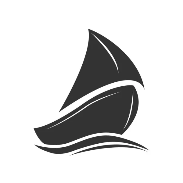 Barca con vela sulle onde, design piatto . — Vettoriale Stock