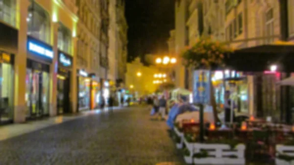 Unscharfer Hintergrund Abendliche Stadtlandschaft Stadtstraße Mit Lichtern Und Passanten Kreative — Stockfoto