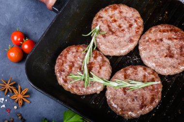 Kızarmış pirzola grill Pan