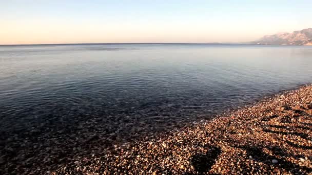 Schöne Bucht Bei Sonnenuntergang — Stockvideo