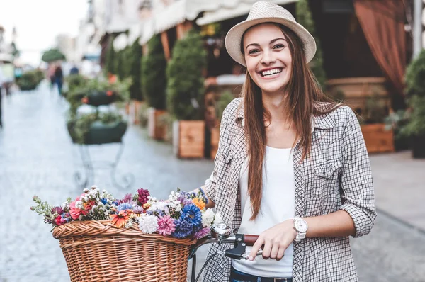 Onun özgürlük zevk.