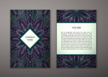 Çiçek mandala desenli el ilanı