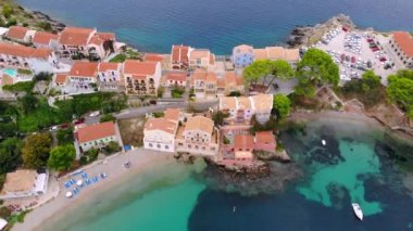 Yunan kenti Asos, Kefalonia 'nın üst manzara manzarası
