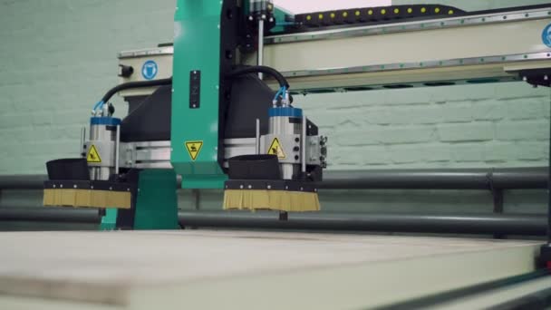 Moving elements of a CNC machine. — Wideo stockowe