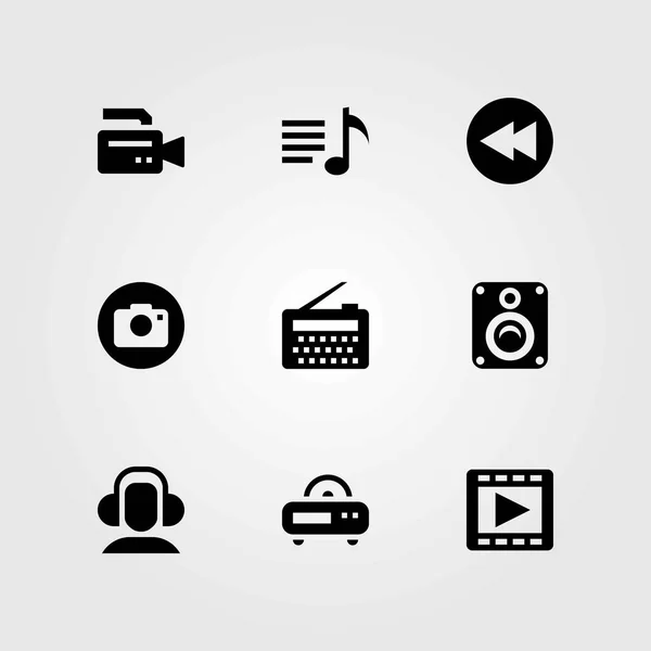 Multimedia vector icons set. playlist, headphones and radio — Stock Vector