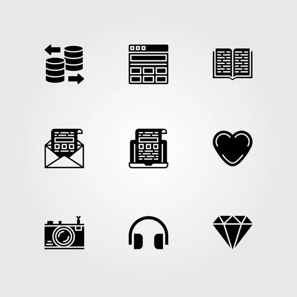 Essentials vector icon set. photo camera, open book, heart and letter — Stock Vector