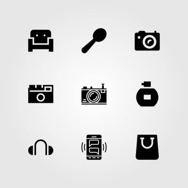 Alışveriş vektör Icon set. kanepe, alışveriş çantası, fotoğraf makinesi ve kaşık