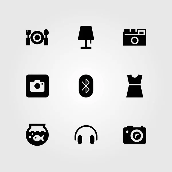 Conjunto de iconos de vector de compras. cámara fotográfica, auriculares, vestido y botón — Archivo Imágenes Vectoriales