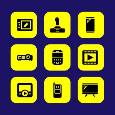 Teknoloji vektör Icon set. projektör, monitör, cep telefonu ve film oyuncu