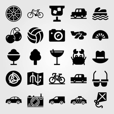 Yaz aylarında vektör Icon set. Araba, harita, pizza ve şapka