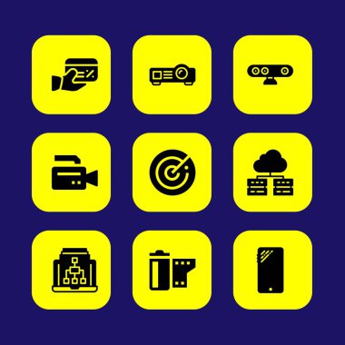 Teknoloji vektör Icon set. kredi kartı, web kamerası, dizüstü bilgisayar ve akıllı telefon