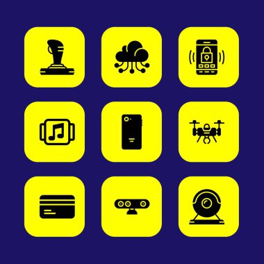 Teknoloji vektör Icon set. kredi kartı, müzik çalar, smartphone ve bulut bilgisayar