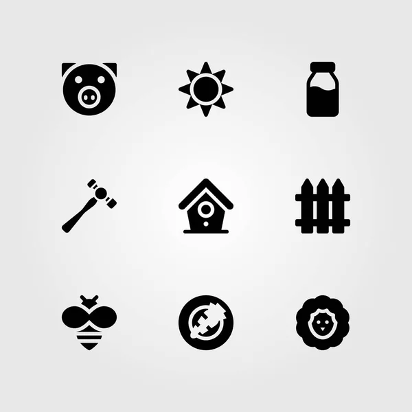 Ogrodowe wektor zestaw ikon. marchew, wieprzowych, młotek i — Wektor stockowy