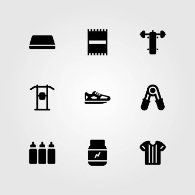 Fitness vektör Icon set. çalışan, gömlek, protein ve çekme kadar bar
