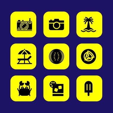 Yaz aylarında vektör Icon set. güneş şemsiyesi, pizza, dondurma ve ağaç