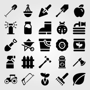 Bahçe simge vektör ayarlayın. püskürtücü, çimlenme, hortum ve elma