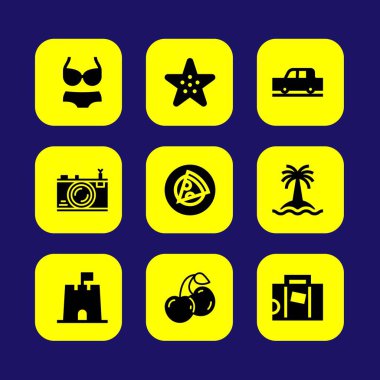 Yaz aylarında vektör Icon set. bavul, Araba, pizza ve kiraz
