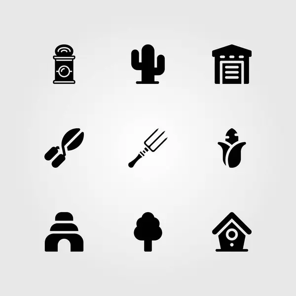 Jardín vector icono conjunto. maíz, almacén, pajarera y árbol — Archivo Imágenes Vectoriales
